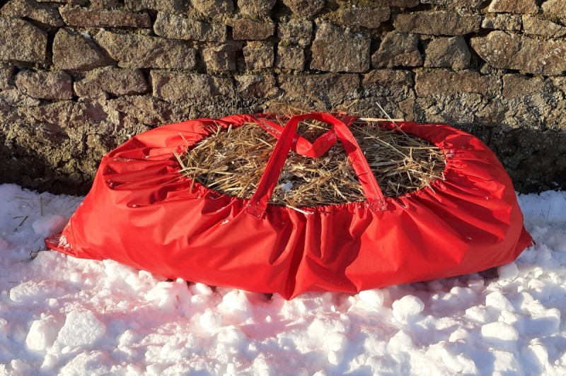Hay/Straw Carry Sac